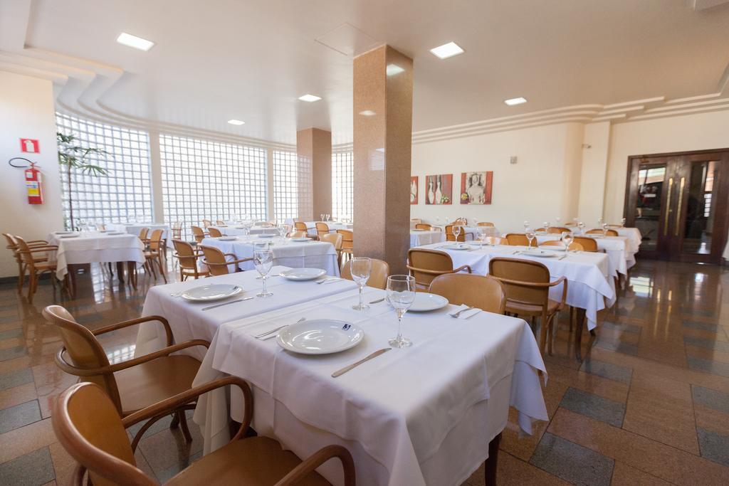 Dimas Lessa Hotel Montes Claros Bagian luar foto